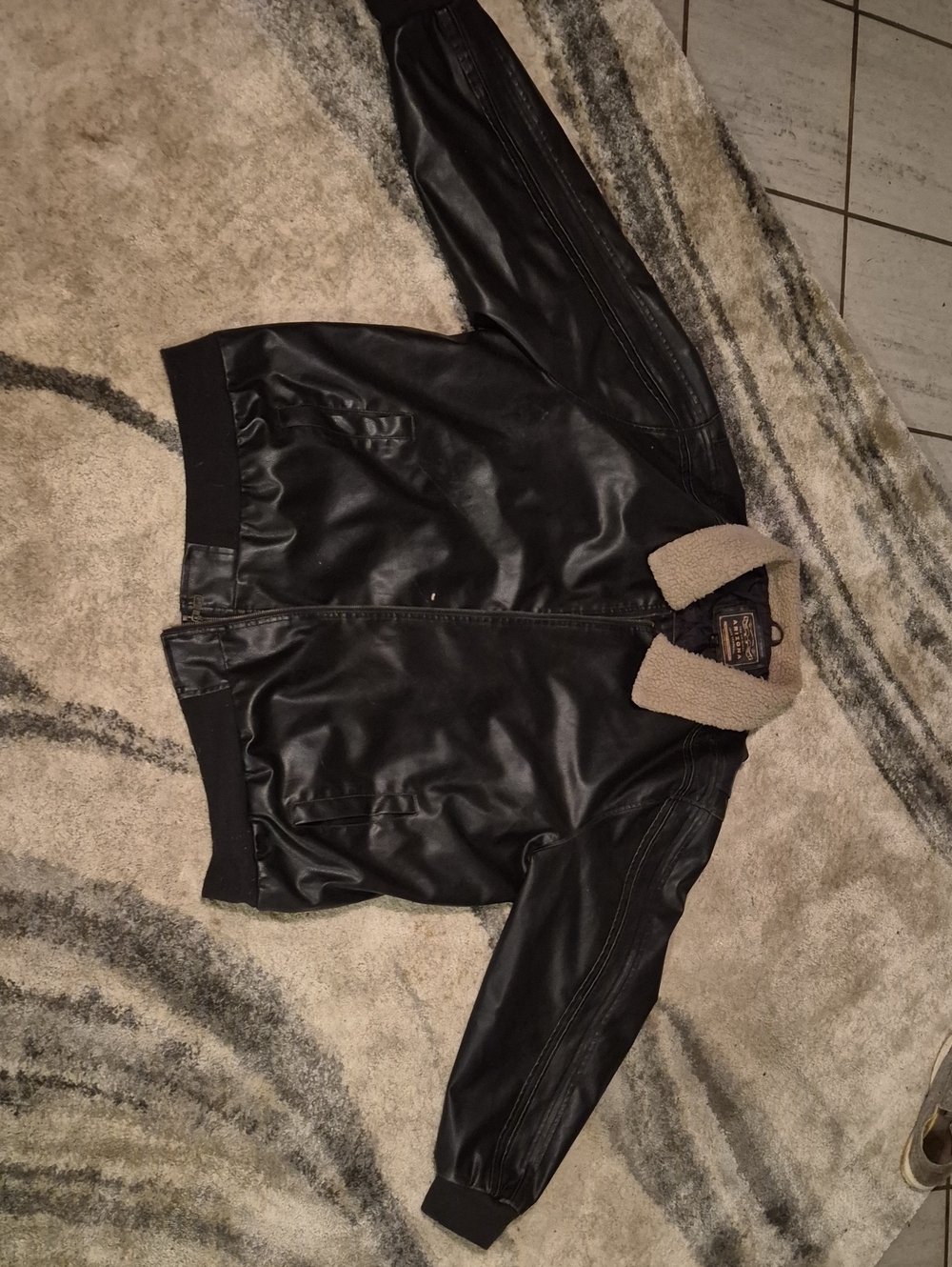 Arizona Jean Company Black Jacket with Tan Sherpa Trim